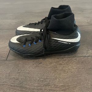 Kids' Nike Jr. HypervenomX artificial turf shoe